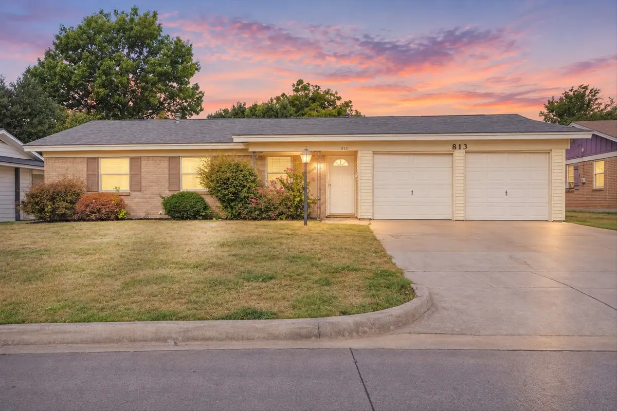 813 Jerry Lane, Bedford, TX 76022 - #1