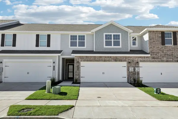 208 Ashford Lane, Cedar Hill, TX 75104