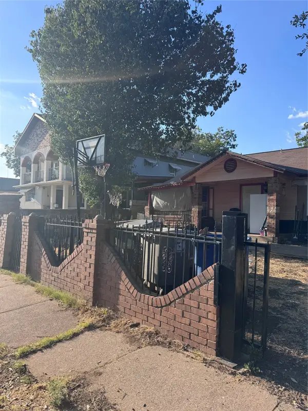 1531 Fairview Avenue, Dallas, TX 75223