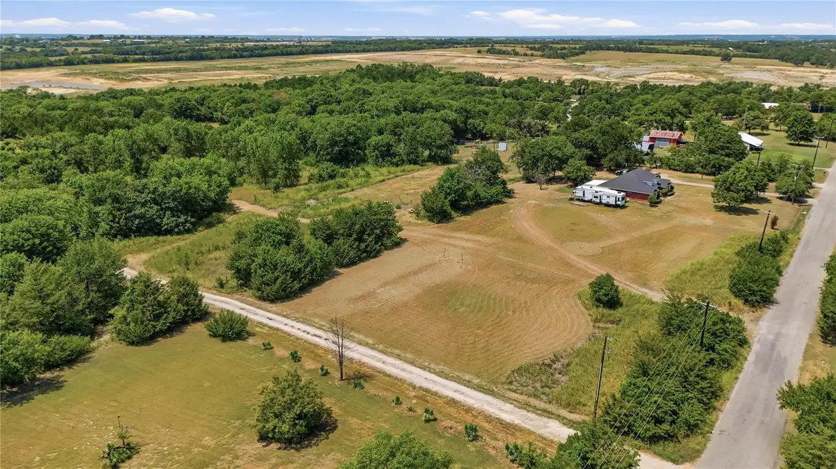 1335-A Harrell, Howe, TX 75459 - #1