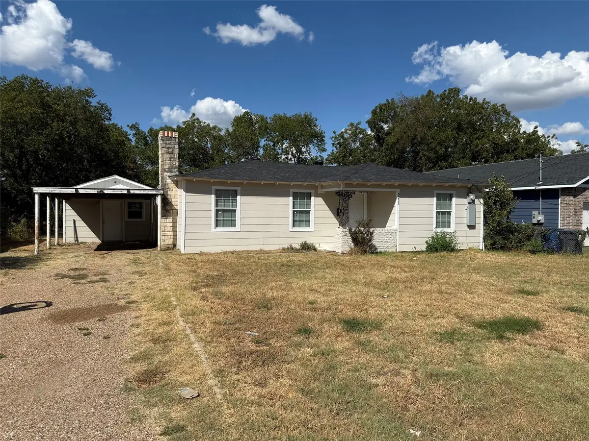 3233 Springview Avenue, Dallas, TX 75216 - #1