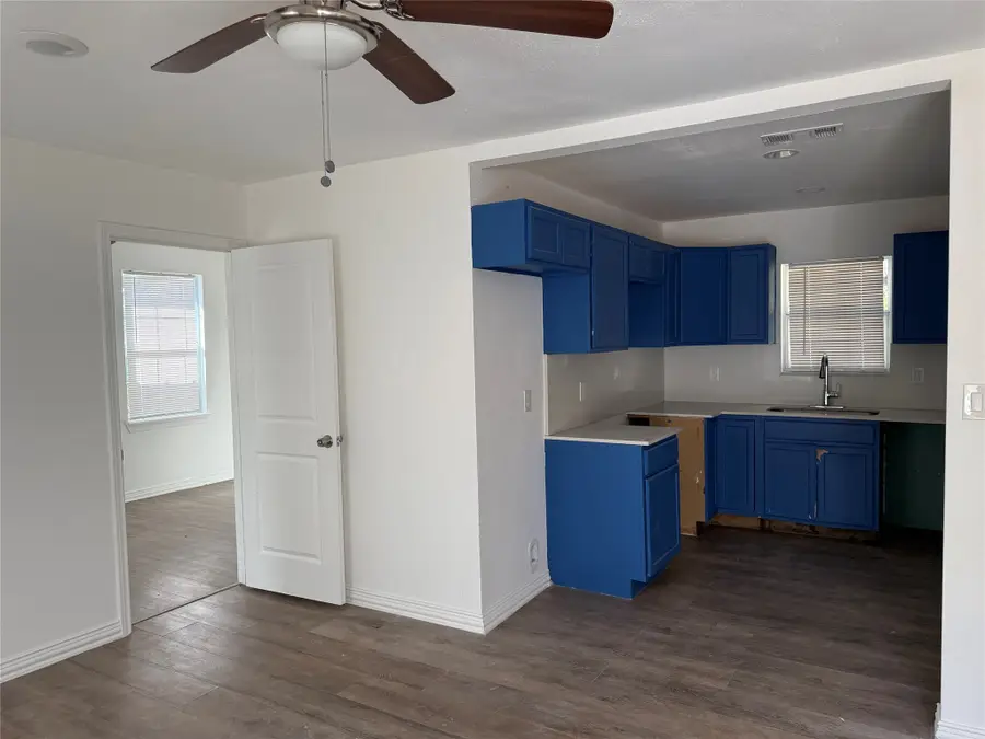 3233 Springview Avenue, Dallas, TX 75216 - #3