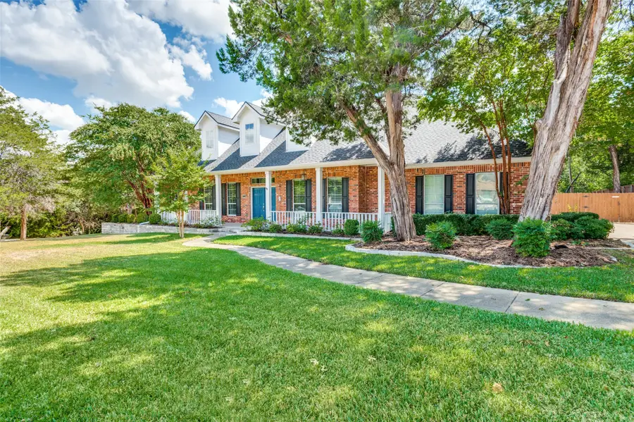 806 Cobblestone Court, Cedar Hill, TX 75104 - #2