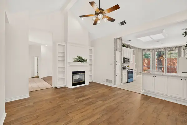 6615 Shelton Home Court, Arlington, TX 76017