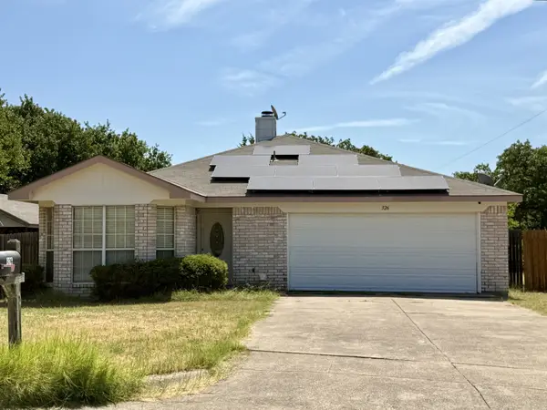 326 King Arthur Drive, Weatherford, TX 76086