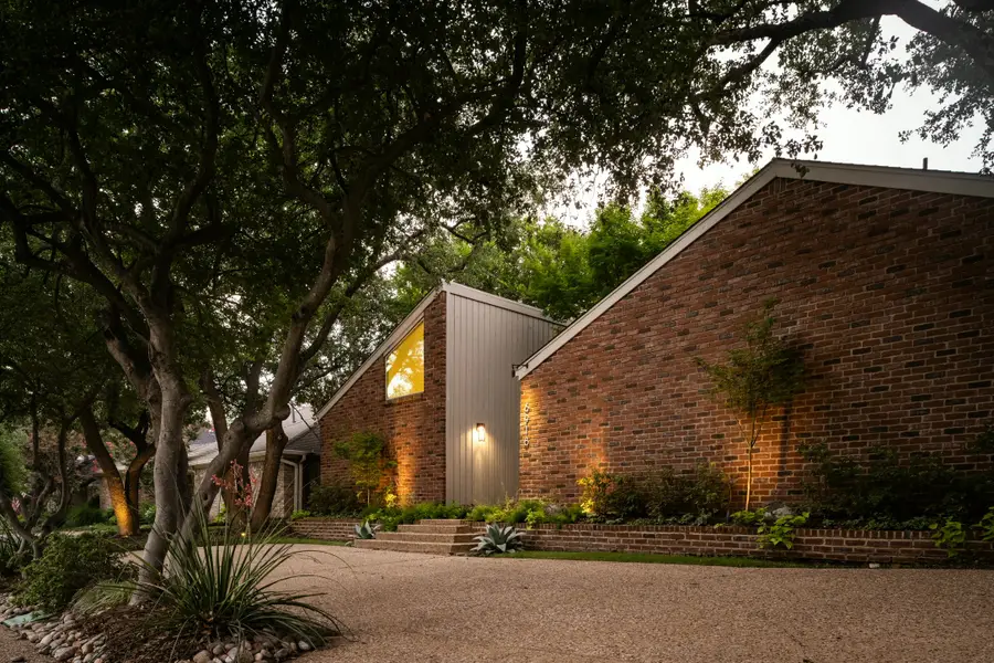 6918 Chevy Chase Avenue, Dallas, TX 75225 - #2