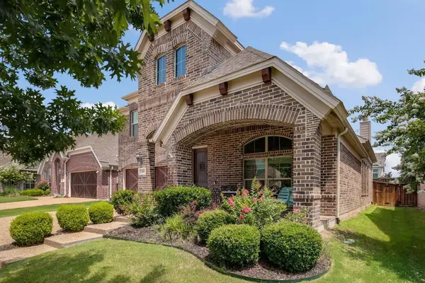 709 Auburn Court, Savannah, TX 76227