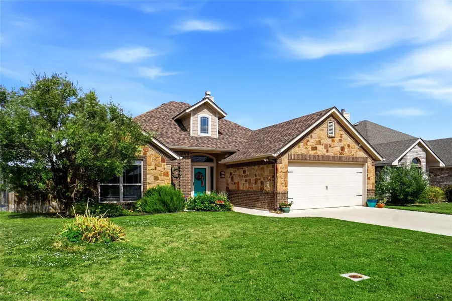 1832 Town Creek Circle, Weatherford, TX 76086 - #2