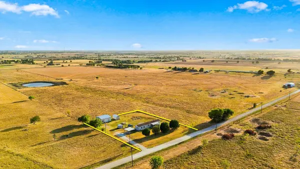934 Elm Grove Road, Valley View, TX 76272
