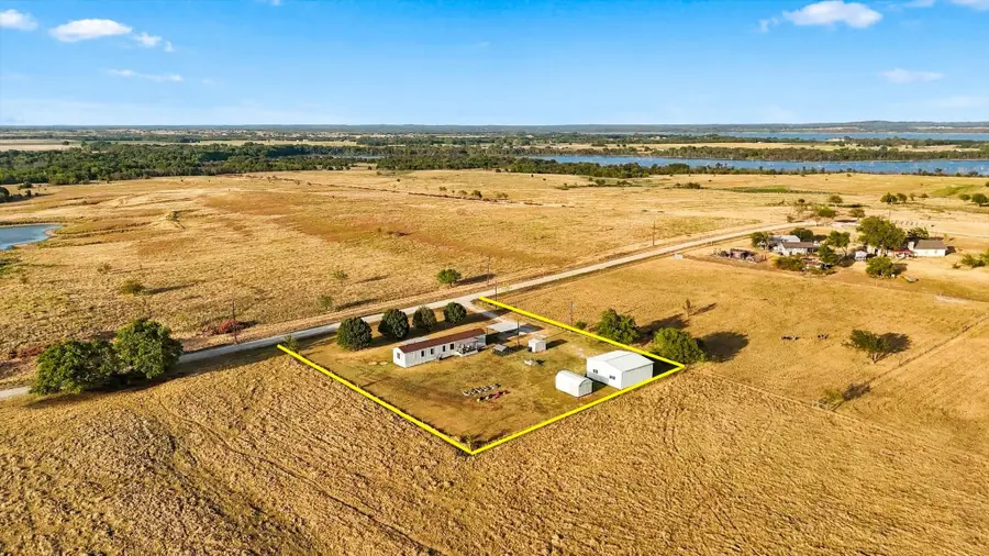 934 Elm Grove Road, Valley View, TX 76272 - #2