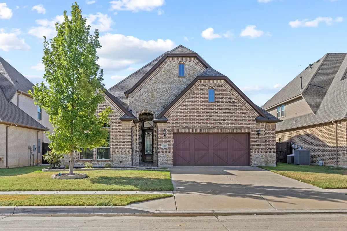 8416 Sandhill Crane Drive, Fort Worth, TX 76118 - #1