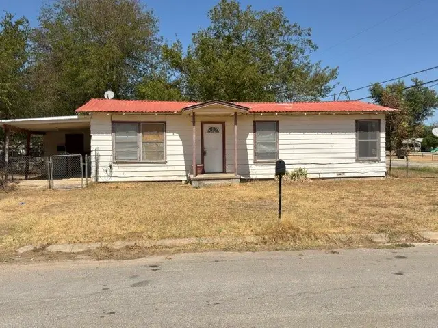 602 Peterson Drive, Jacksboro, TX 76458 - #1