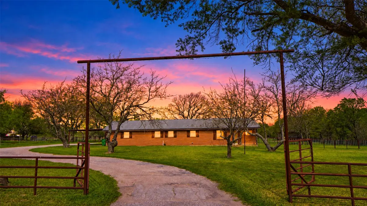 19761 N State Highway 34, Terrell, TX 75161 - #1