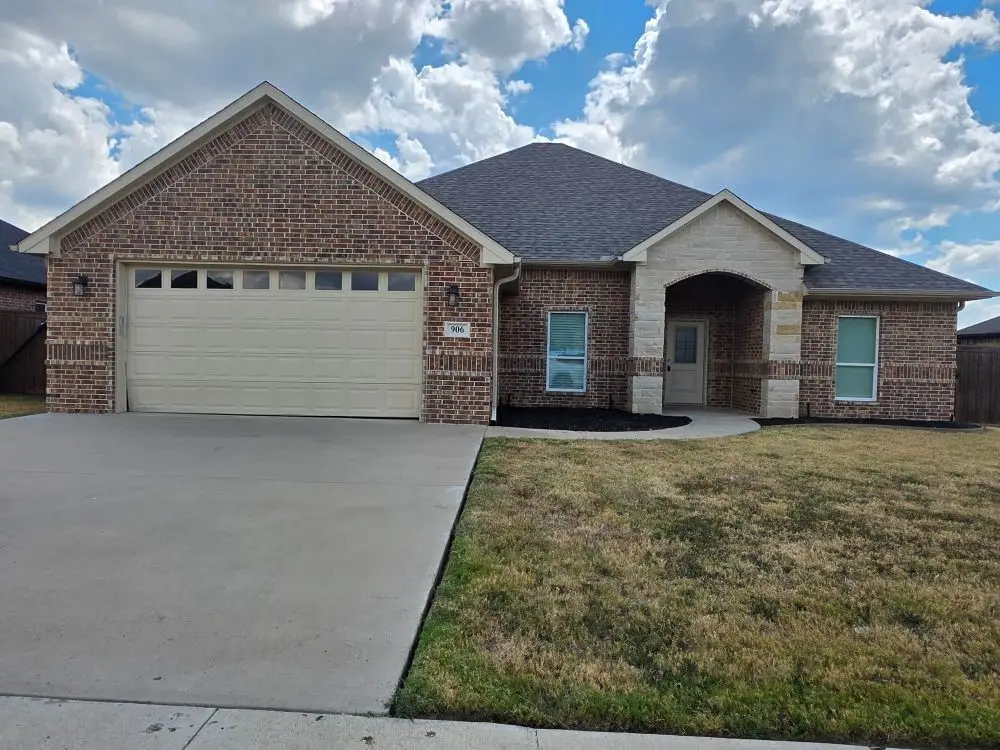 906 Stone Meadow Drive, Mabank, TX 75147 - #1