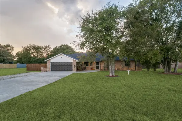 2400 S Bonnie Brae Street, Denton, TX 76207