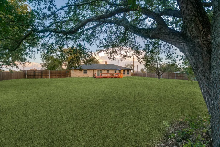 2400 S Bonnie Brae Street, Denton, TX 76207 - #2