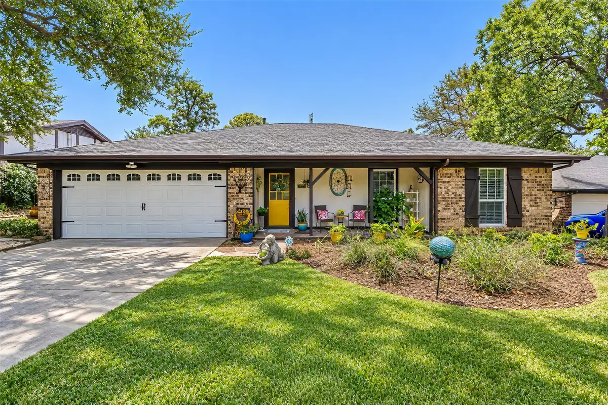 2125 Cambridge Drive, Hurst, TX 76054 - #1