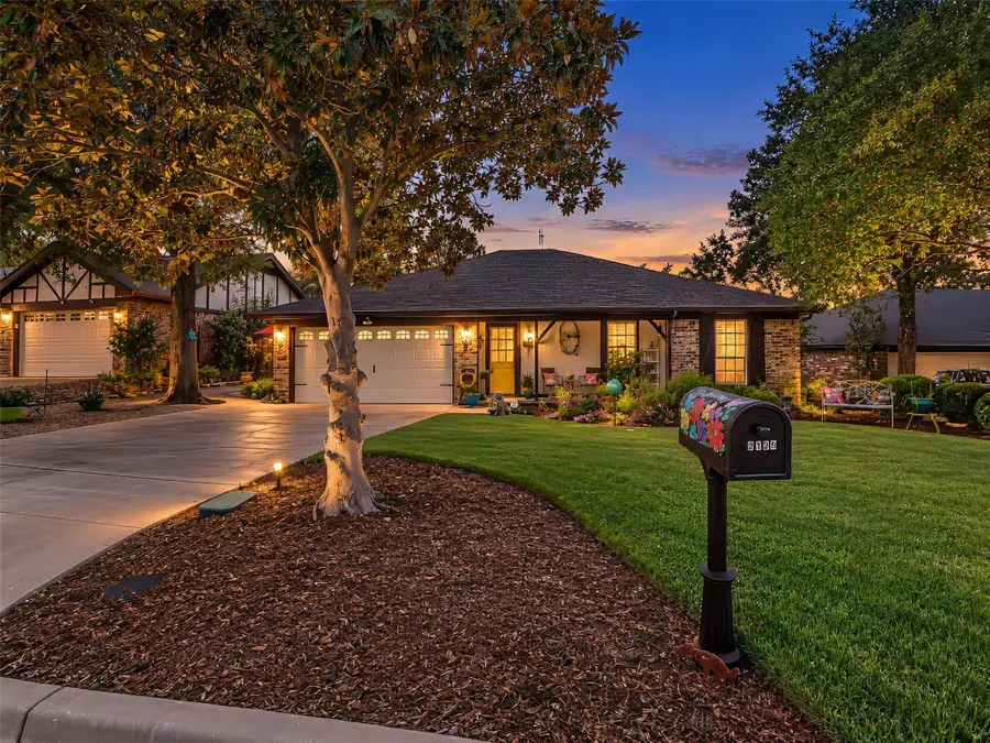 2125 Cambridge Drive, Hurst, TX 76054 - #2