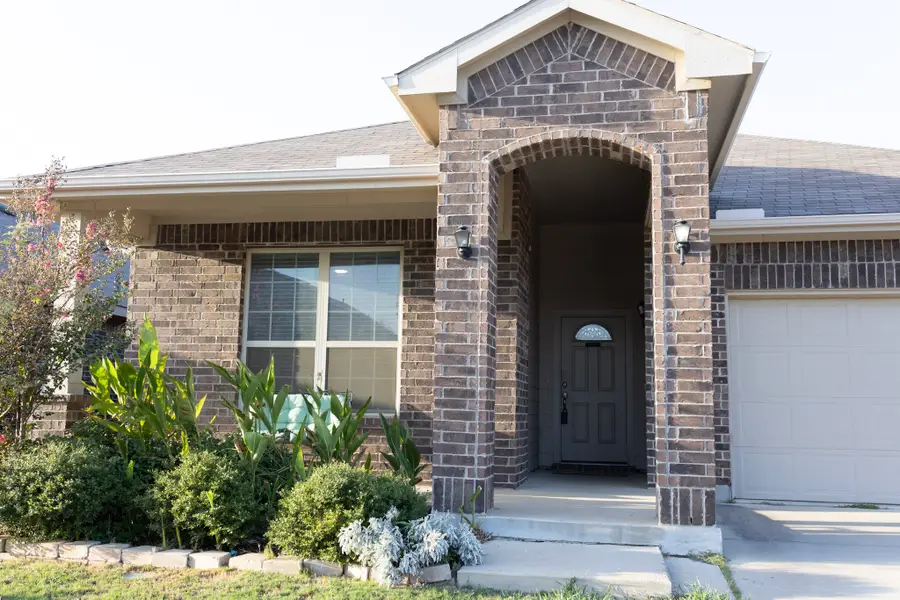 5609 Sea Cove Lane, Denton, TX 76208 - #2