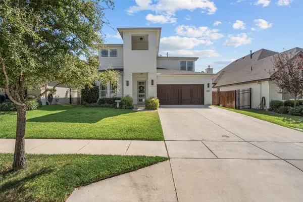 513 Sheer Bliss Lane, Fort Worth, TX 76114