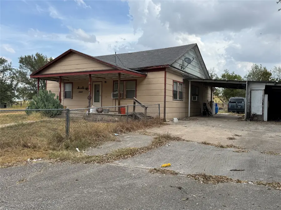 1940 S Pearl Street, Comanche, TX 76442 - #2