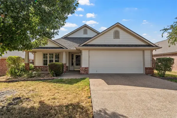 2541 Massey Lane, Robinson, TX 76706