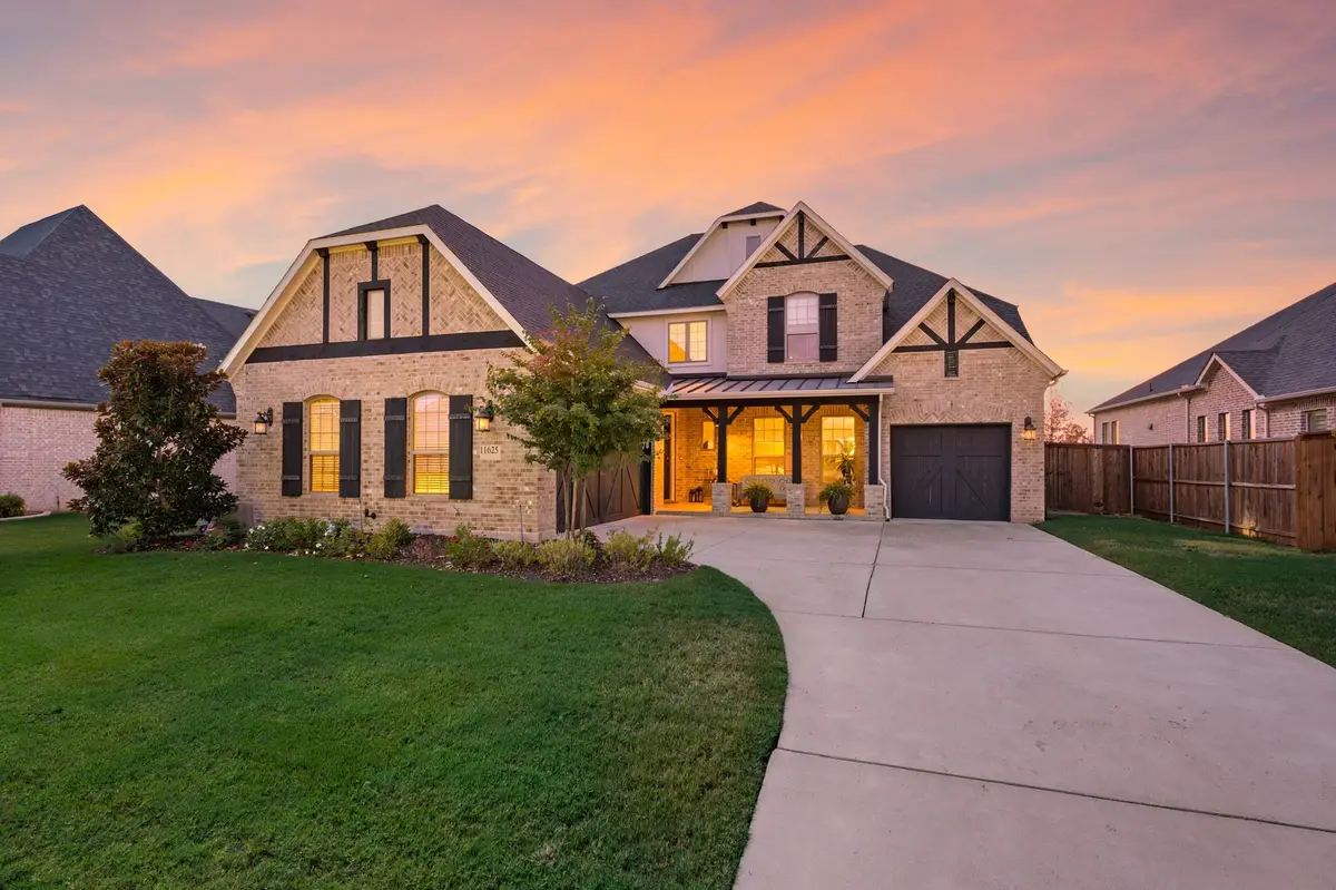 11625 Slumber Falls Drive, Justin Roanoke, TX 76226 - #1