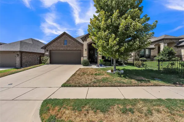 2524 Hadley Street, Weatherford, TX 76087