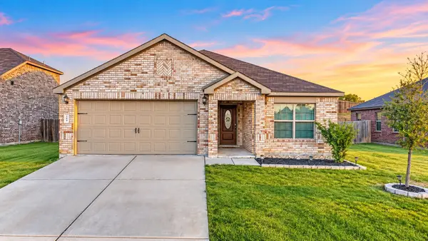 119 Barbwire Way, Newark, TX 76071