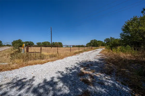 1714 County Road 1886, Sunset, TX 76270