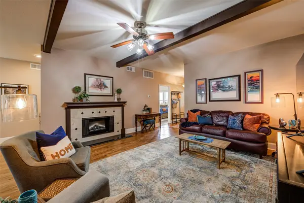 Address Withheld By Seller, Grapevine, TX 76051