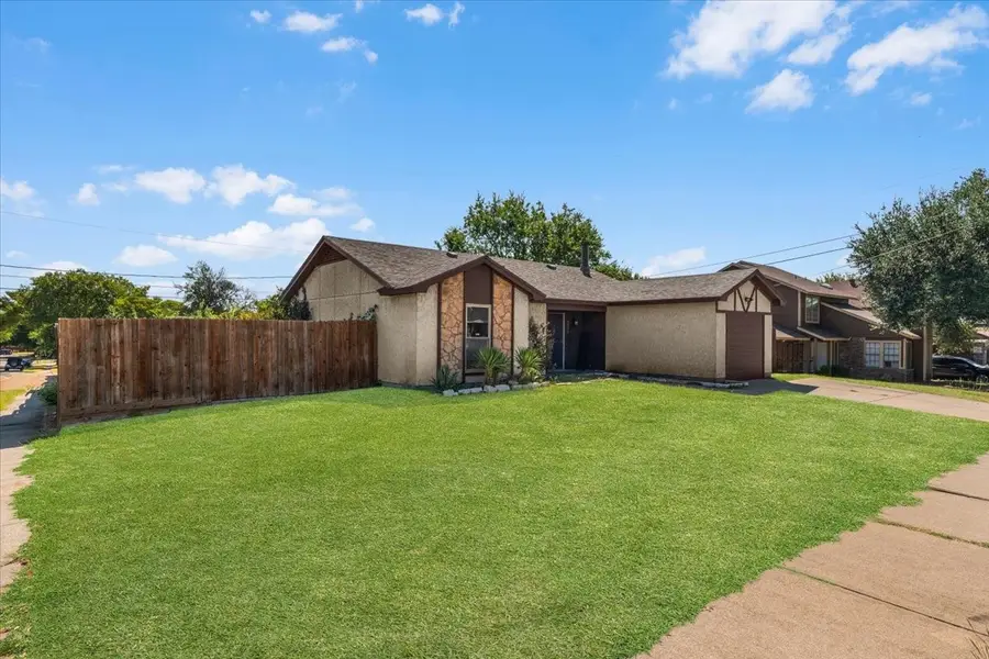 5511 Creek Valley Drive, Arlington, TX 76018 - #3