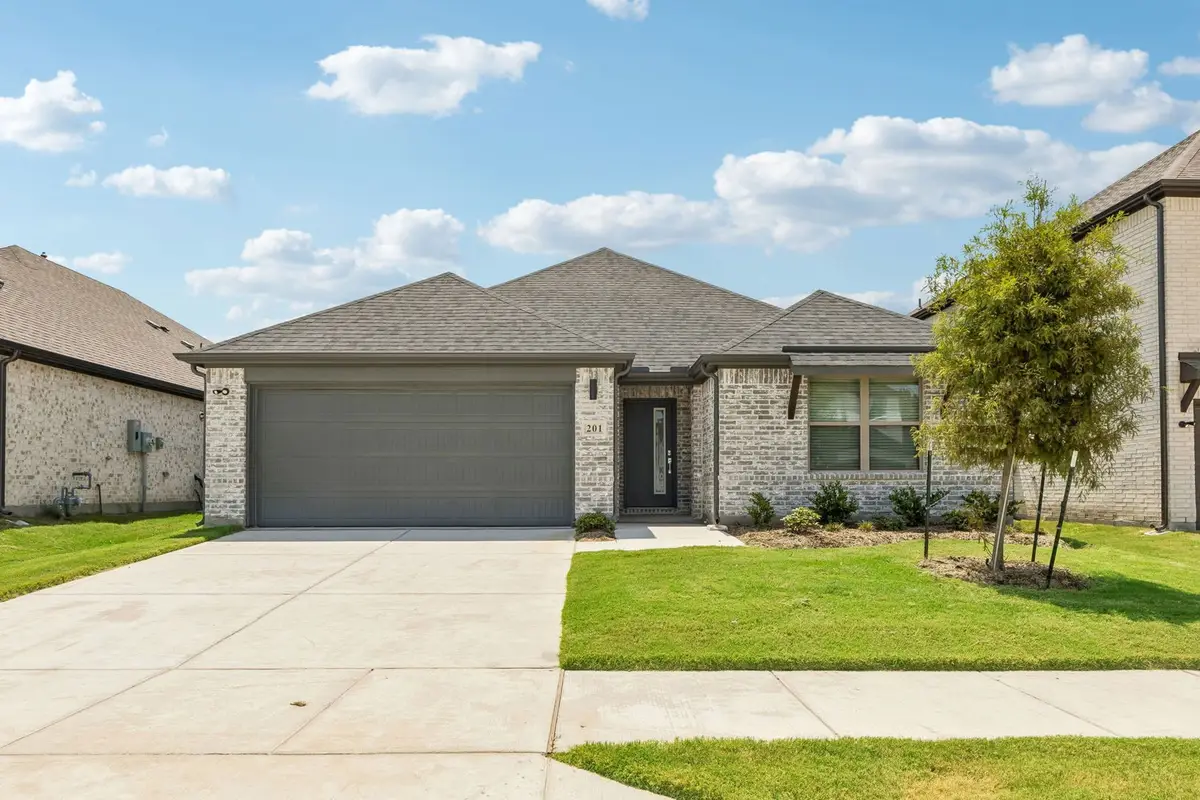 6657 Valley Lake Lane, Crowley, TX 76036 - #1