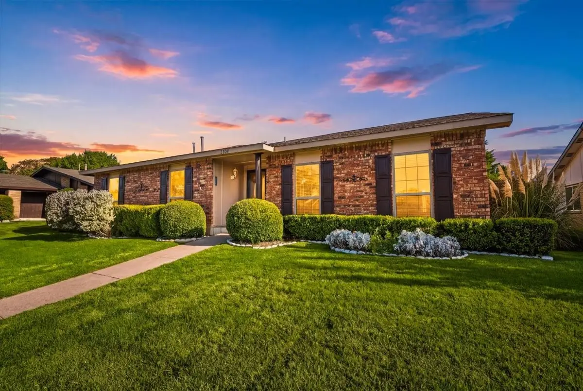 7205 Cloverglen Drive, Dallas, TX 75249 - #1