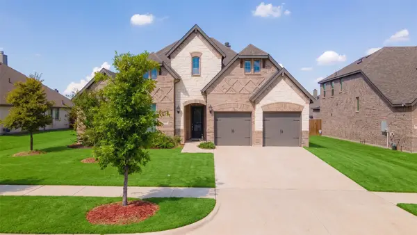 425 Brushwood Lane, Waxahachie, TX 75165