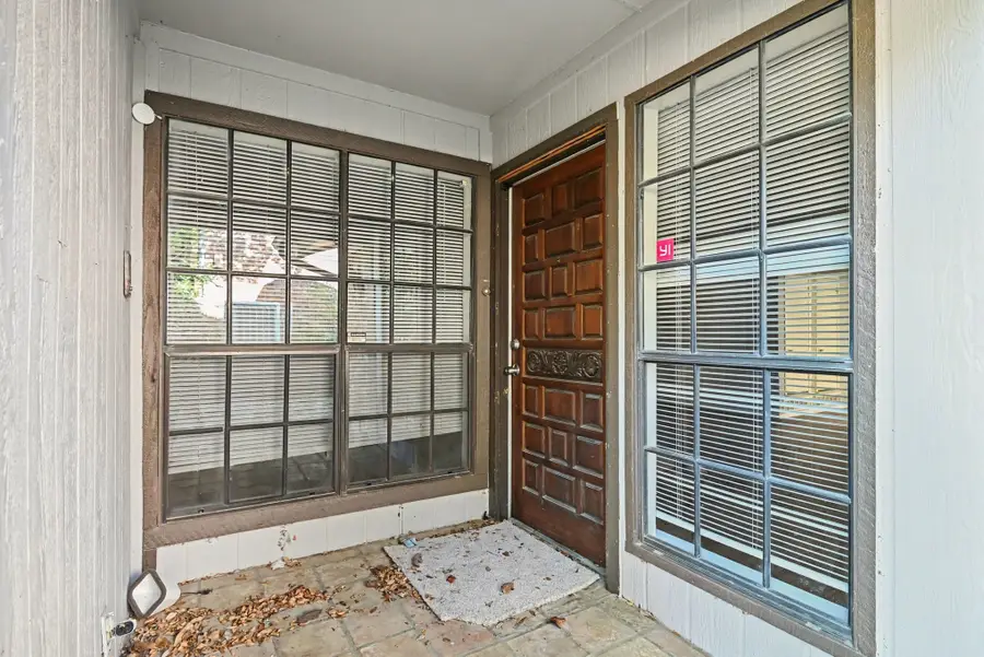 6206 Post Oak Terrace, Fort Worth, TX 76112 - #2