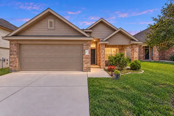 1429 Tall Pine Way, Fort Worth, TX 76112