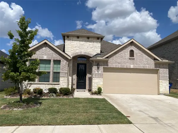 852 Reynolds Drive, Fate, TX 75087