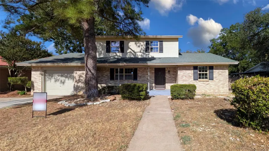 1105 S Ridgeway Drive, Cleburne, TX 76033 - #2