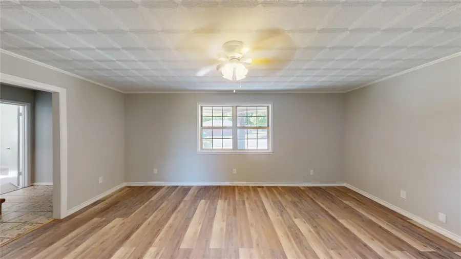 1105 S Ridgeway Drive, Cleburne, TX 76033 - #3