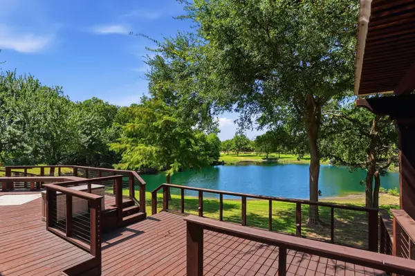 6 Highland Circle, Lucas, TX 75002