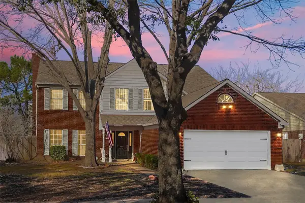 5329 Grand Mesa Drive, Fort Worth, TX 76137