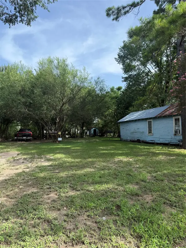 1226 Leake Street, Navasota, TX 77868