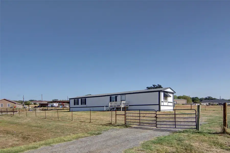 191 Oakley Circle, Weatherford, TX 76085 - #3