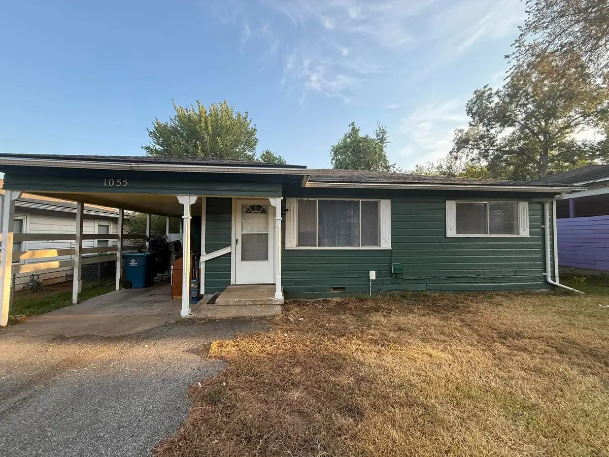 1055 W Star Street, Denison, TX 75020 - #1