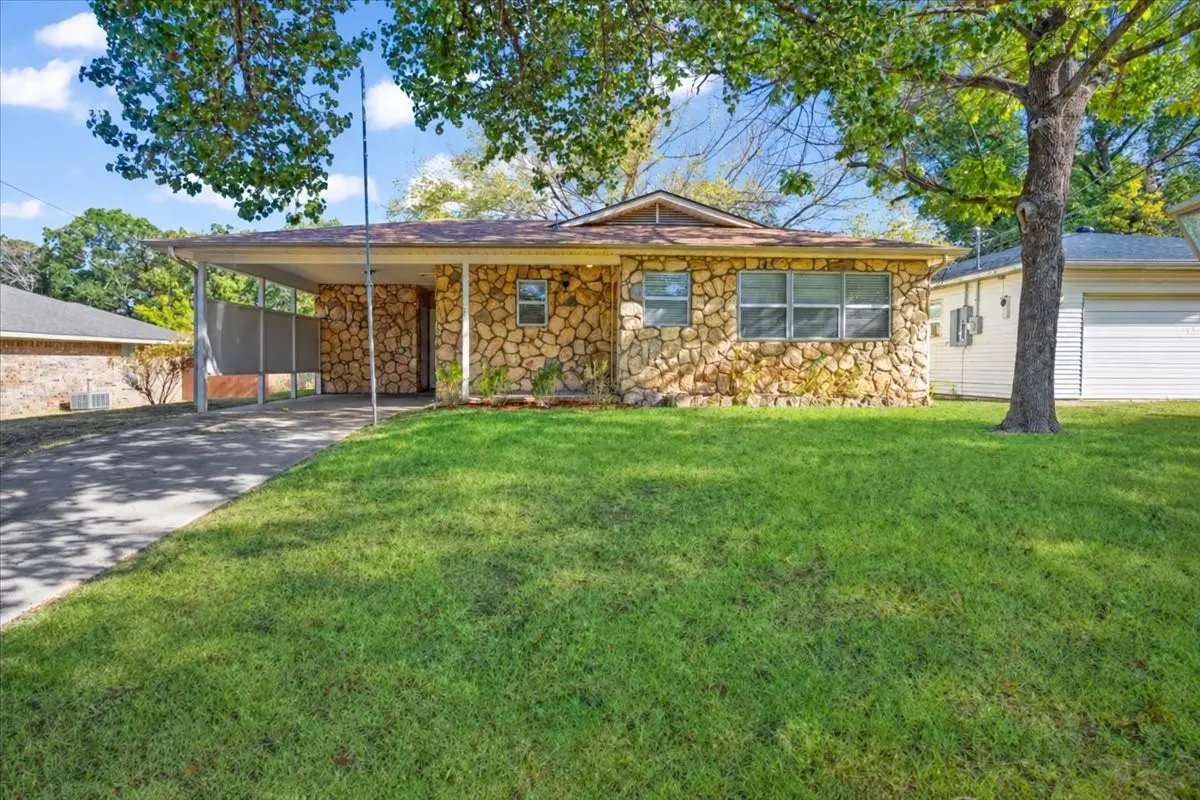 515 E Day Street, Denison, TX 75021 - #1