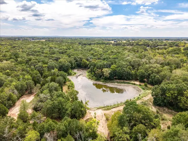 10740 N Us-175, Athens, TX 75751