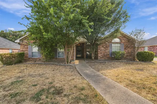 948 Cheyenne Trail, Hewitt, TX 76643