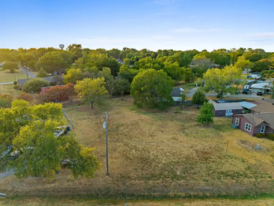 309 W Sherman Drive, Aubrey, TX 76227 - #3