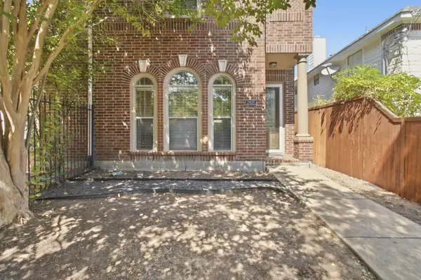 2407 Knight Street, Dallas, TX 75219